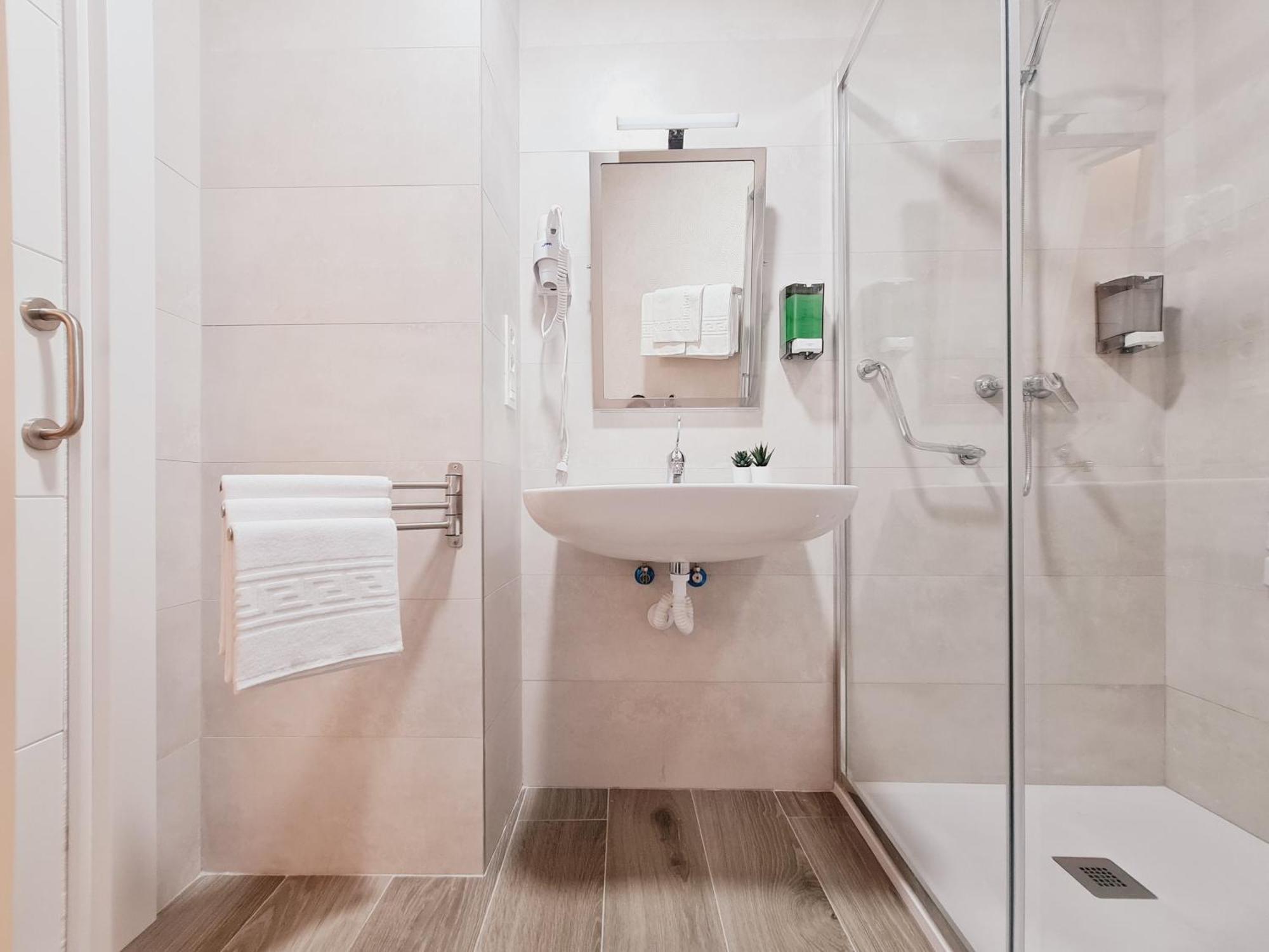 Bilbao Apartamentos Zorroza 外观 照片